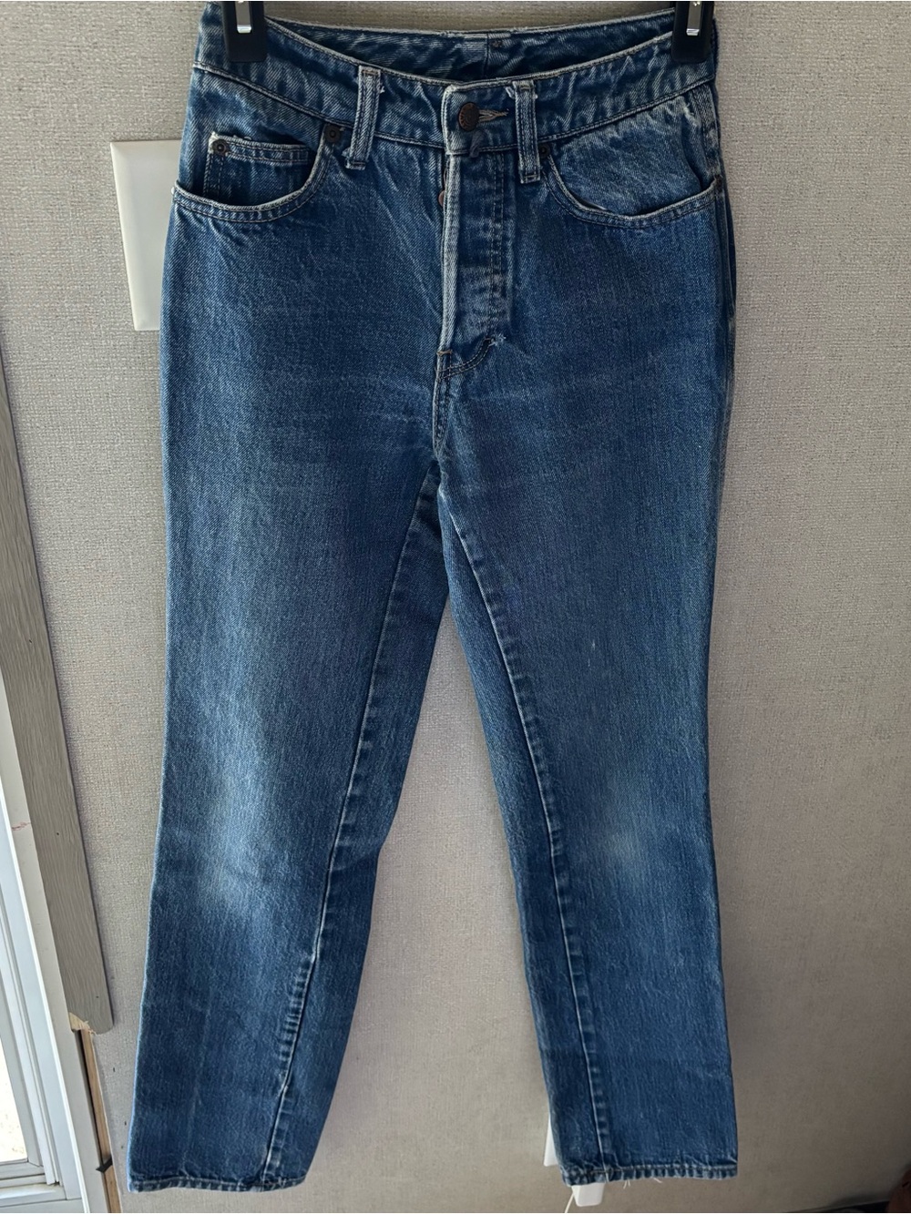 Calvin Klein Vintage Classic Straight-Leg Blue Denim Jeans
